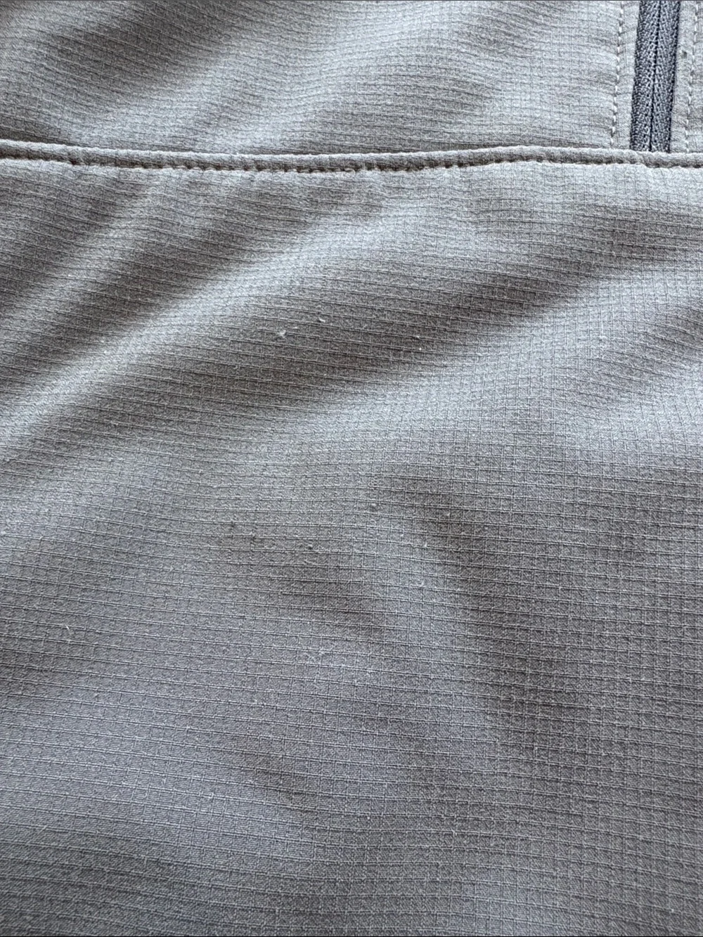North Face Apex Elevation softshell Primaloft Jacket Men’s Small Gray & Black